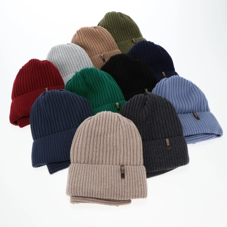 Czapka i komin dla chłopca, zimowy komplet, szmaragdowy, 100% wełniany merino, Gizmo-3