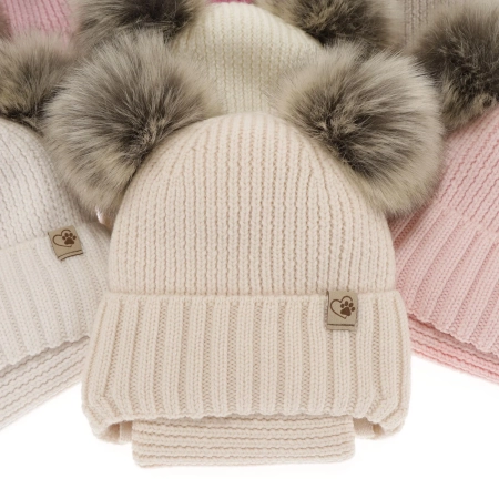 Czapka i komin dla dziewczynki zimowy komplet, beżowy, 100% wełniana merino, wiązany, z dwoma pomponami Silvia-5