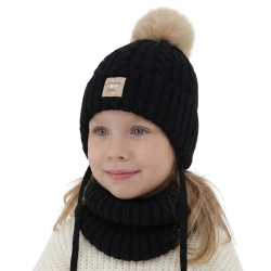Czapka i komin dla dziewczynki, zimowy komplet, czarny, 100% wełniany merino, z pomponem Vratna-1